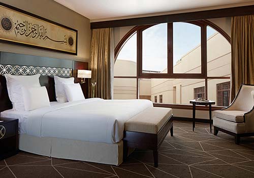 Superior-Room-City-View-King-2-500px (1)