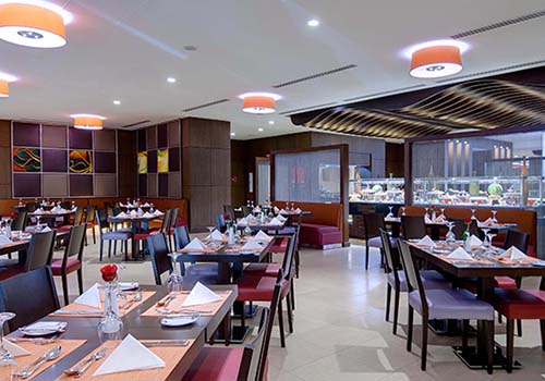 crowne-plaza-madinah-Al-Rawdah-Restaurant-500px