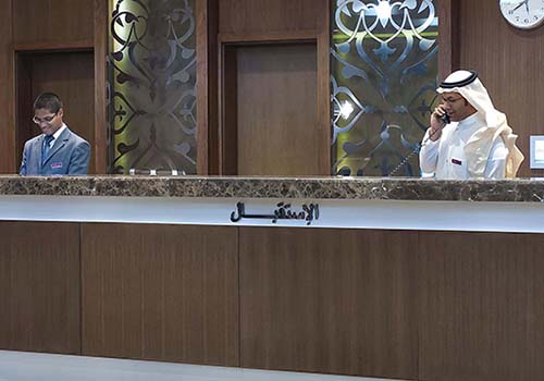 crowne-plaza-madinah-Front-Desk-500px