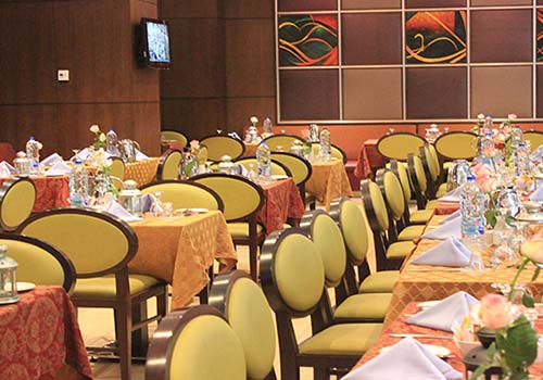 crowne-plaza-madinah-Ramadan-500px