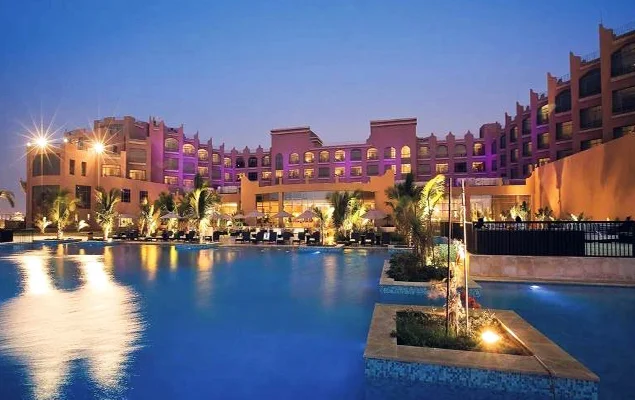 Awaliv International Hotel