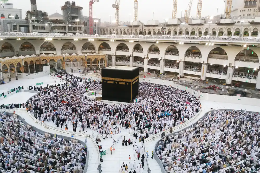 Umrah in Ramadan equal to performing Hajj